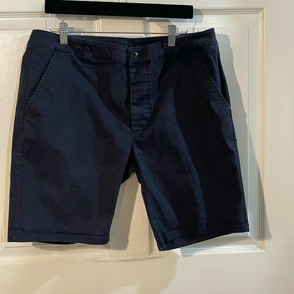 Men's Navy Flat Front Shorts - Picture 2 of 6